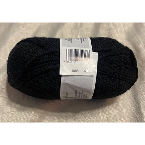 1 Skein Sandnes Garn Smart Superwash Wool Yarn DK Wt. 1099 3209 Black 1.76 oz - Picture 4 of 5